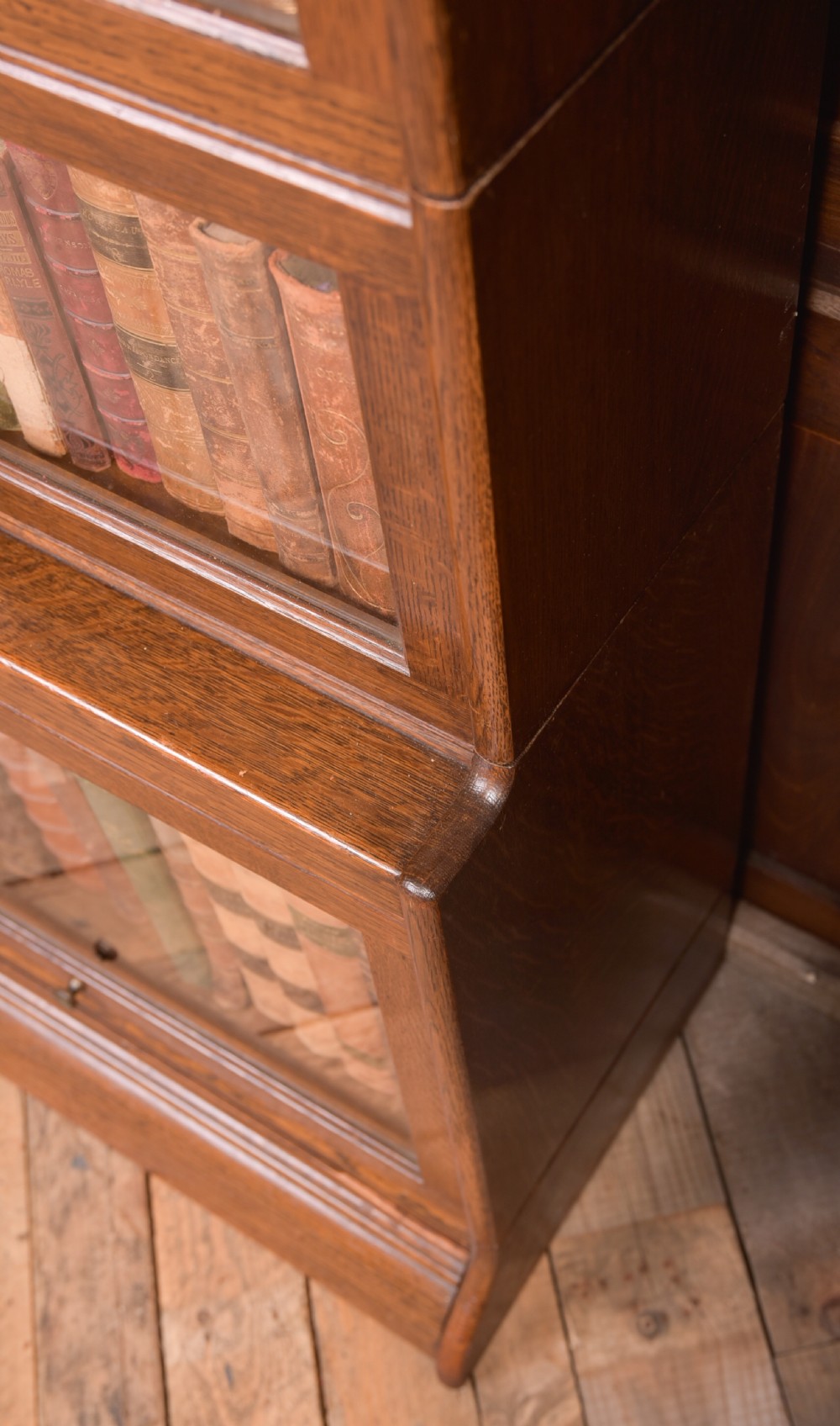 Edwardian oak 4 sectional bookcase  View IX