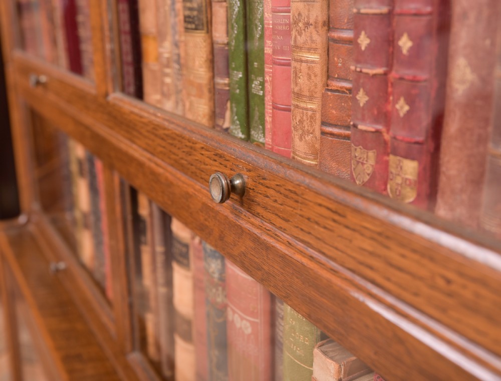Edwardian oak 4 sectional bookcase  View X