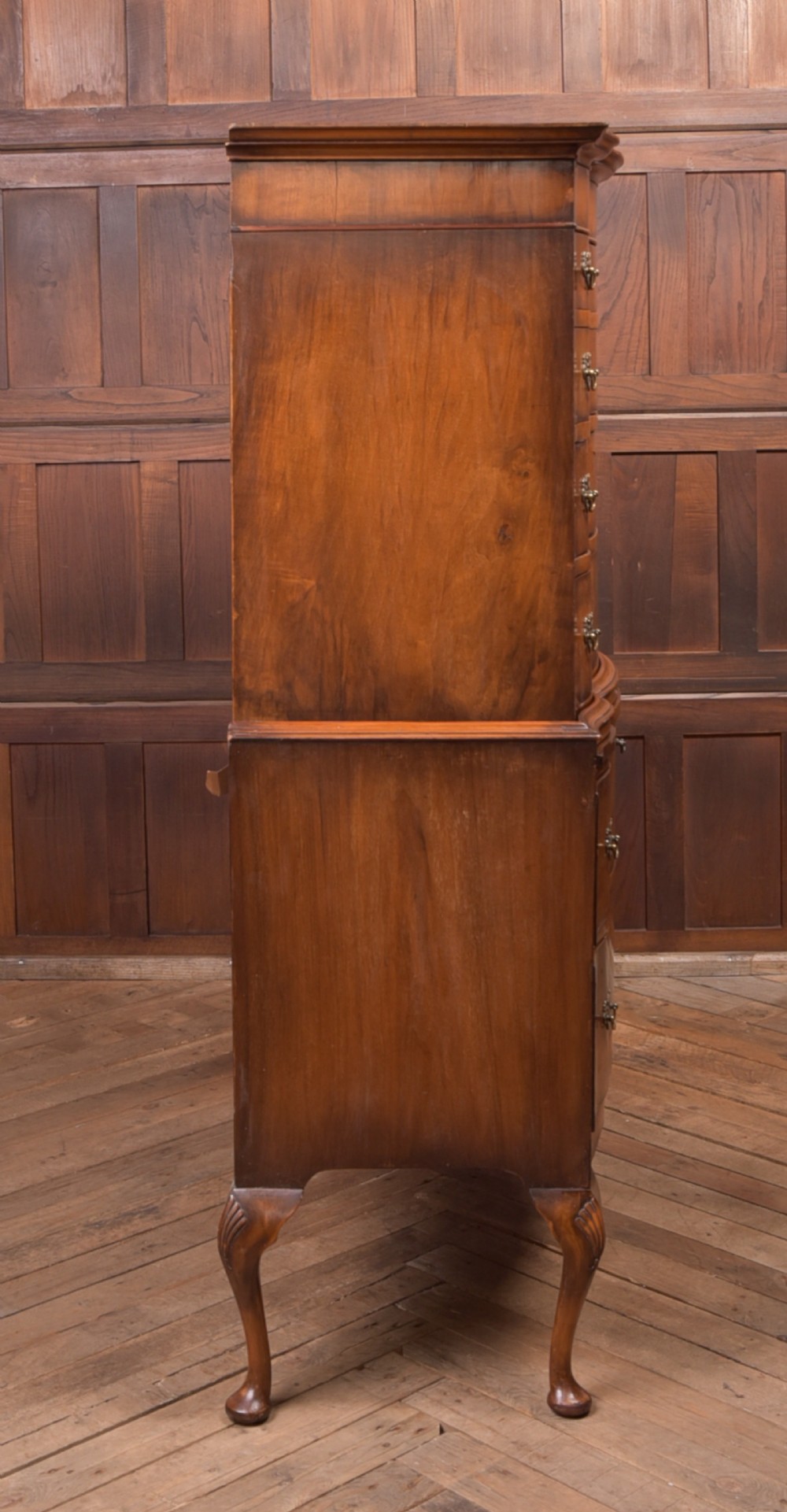 Burr Walnut Serpentine Chest on Chest View IX