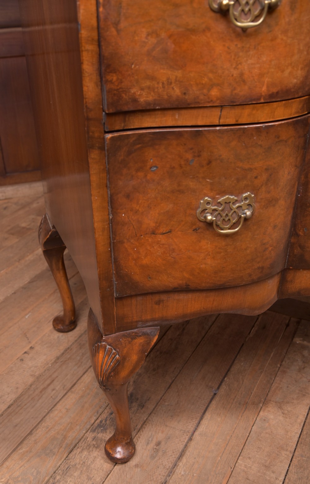 Burr Walnut Serpentine Chest on Chest View XIX