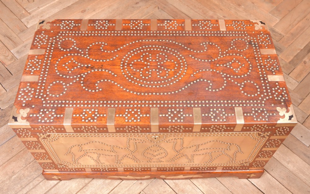 Zanzibar Chest View XIII