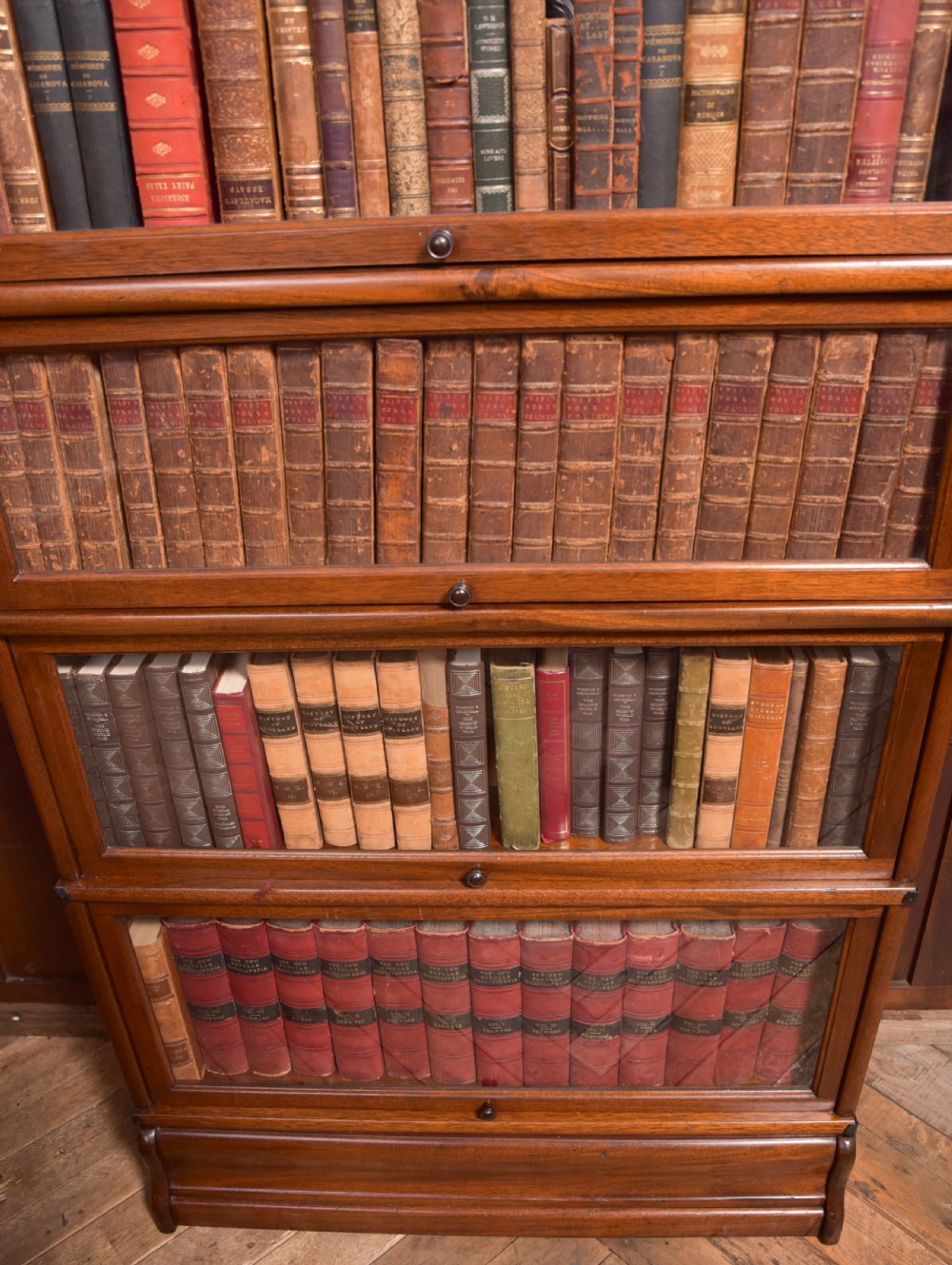 Edwardian Mahogany Globe Wernicke 5 Section Bookcase View X