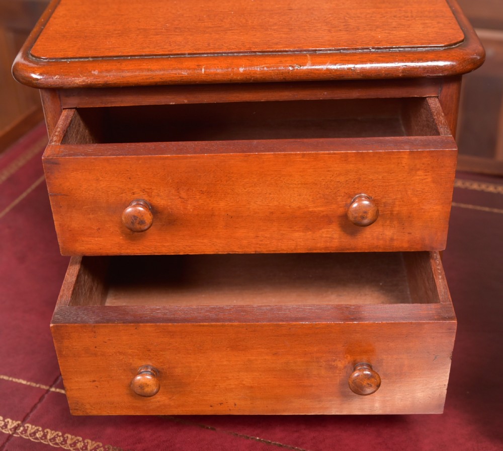 Pair of Mahogany Chest of Drawers View III