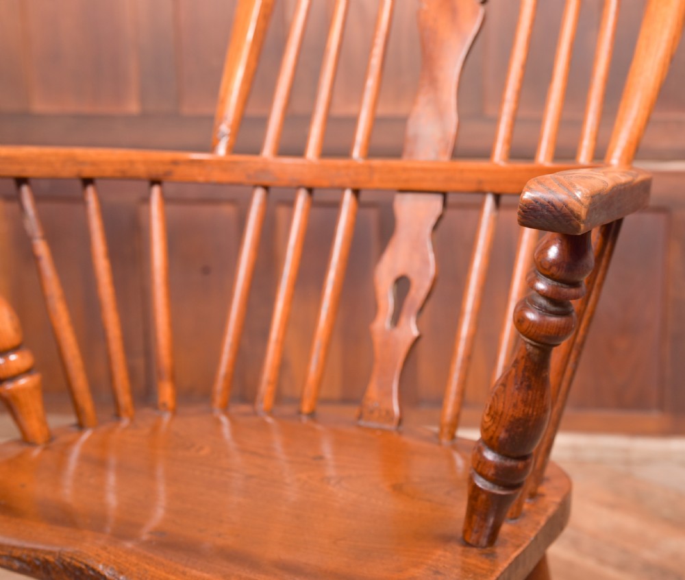 Windsor High back Chair  View V