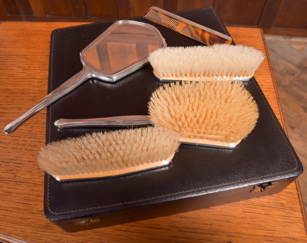 Dressing Table Set View XII