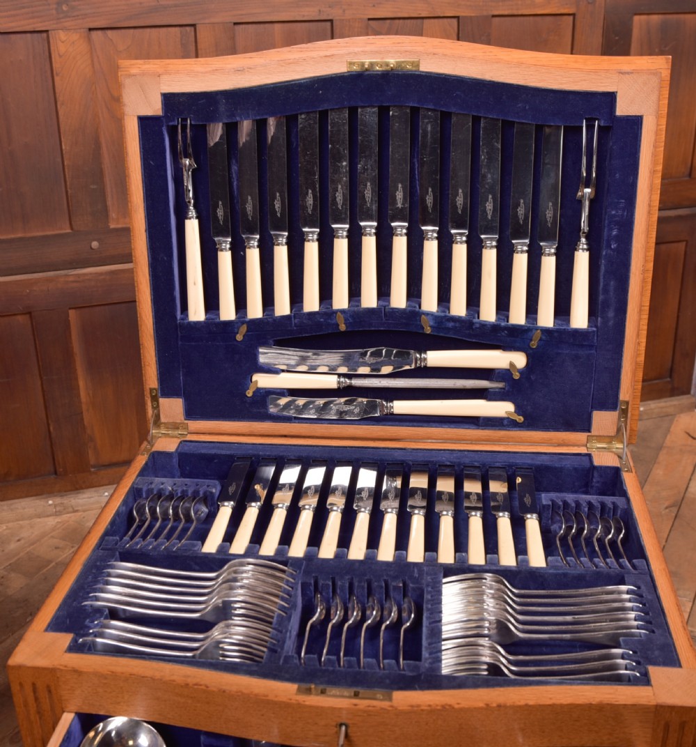 Edwardian Cutlery Canteen View IV