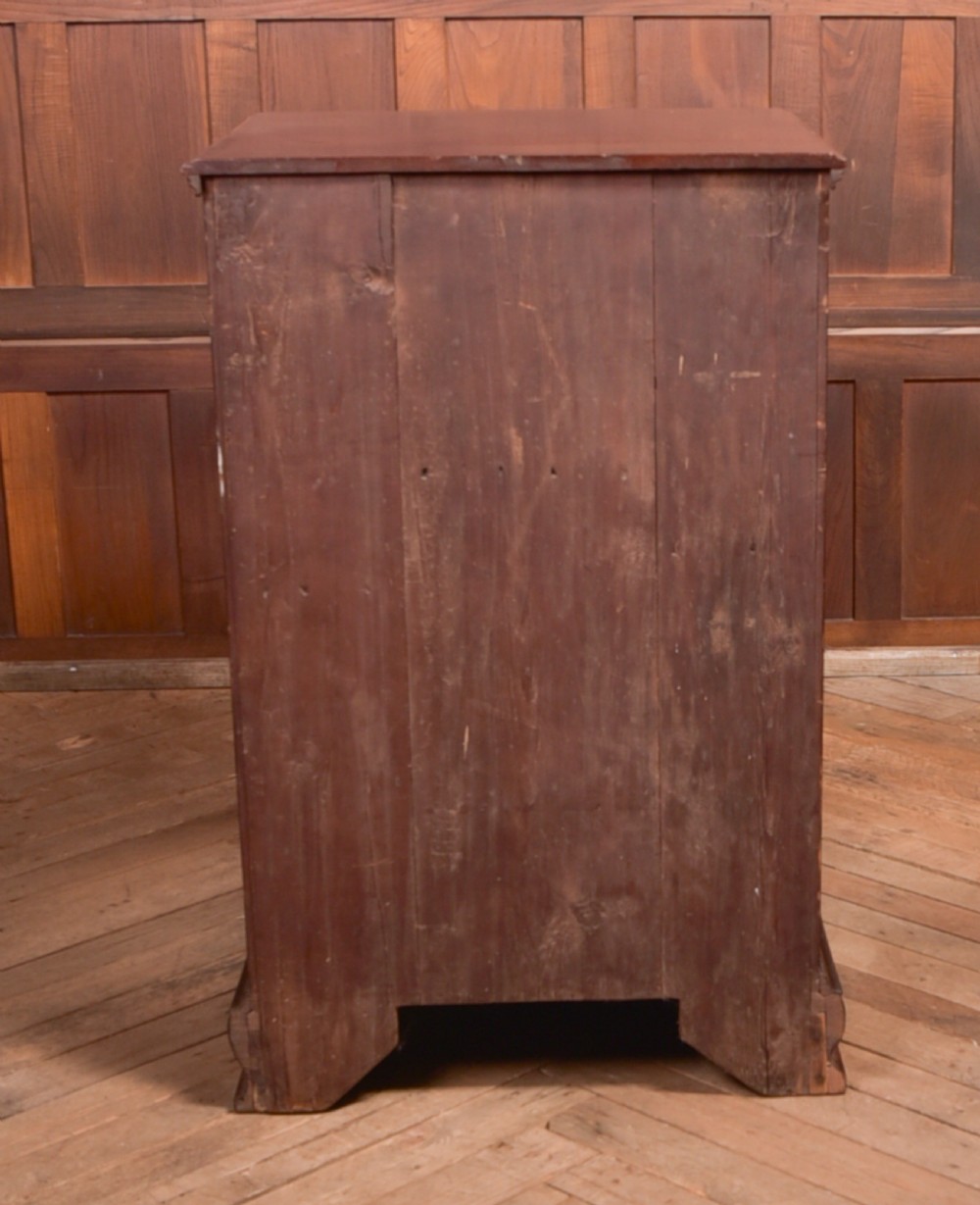 Secretaire Cabinet  View XII