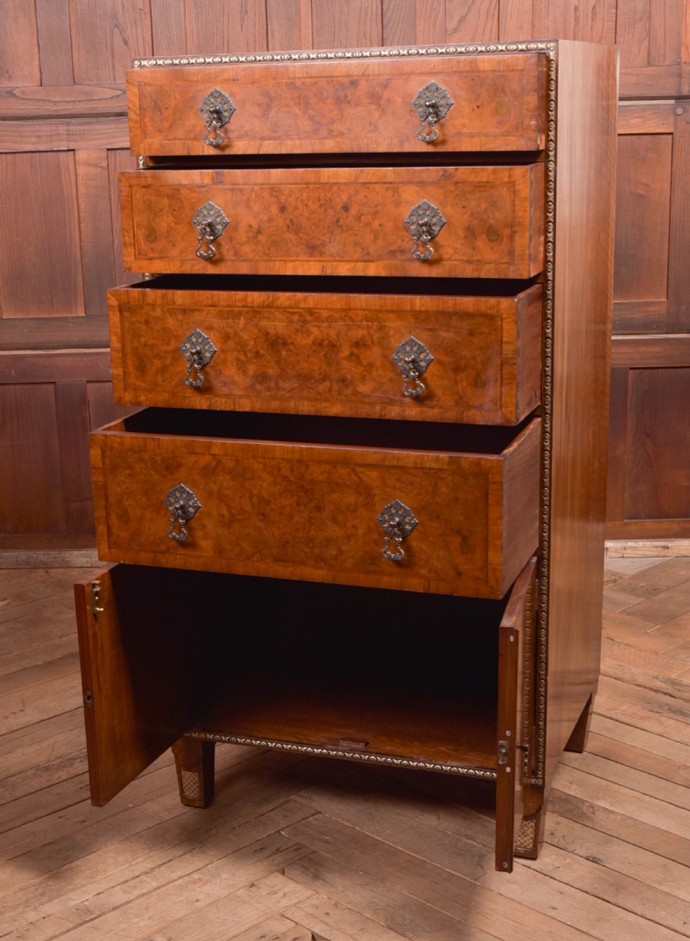 Walnut Chest of Drawers View X