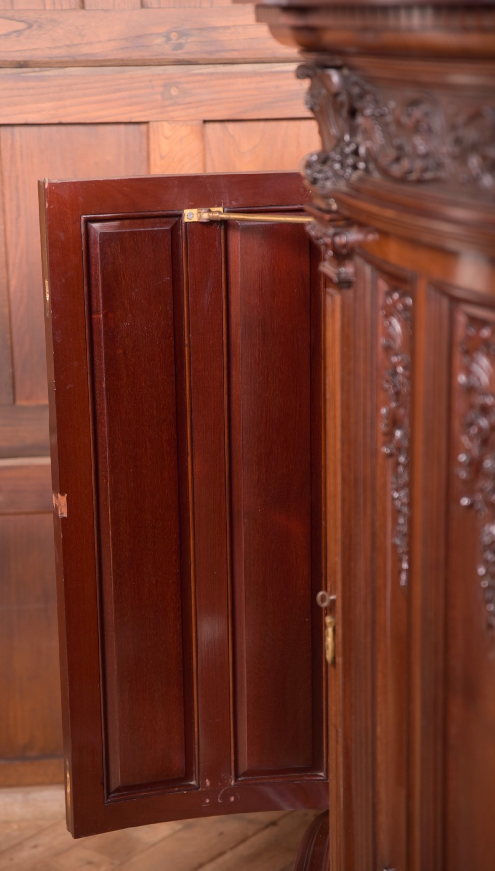 Edwardian Mahogany Side Cabinet View XXIII