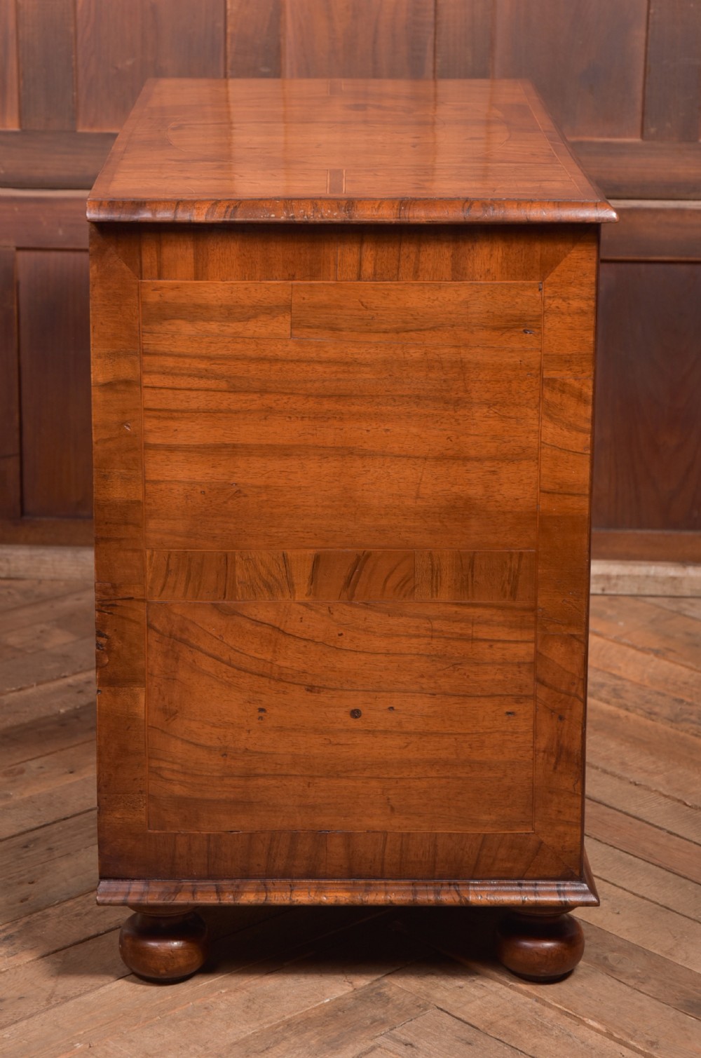 William and Mary Chest of Drawers View VI