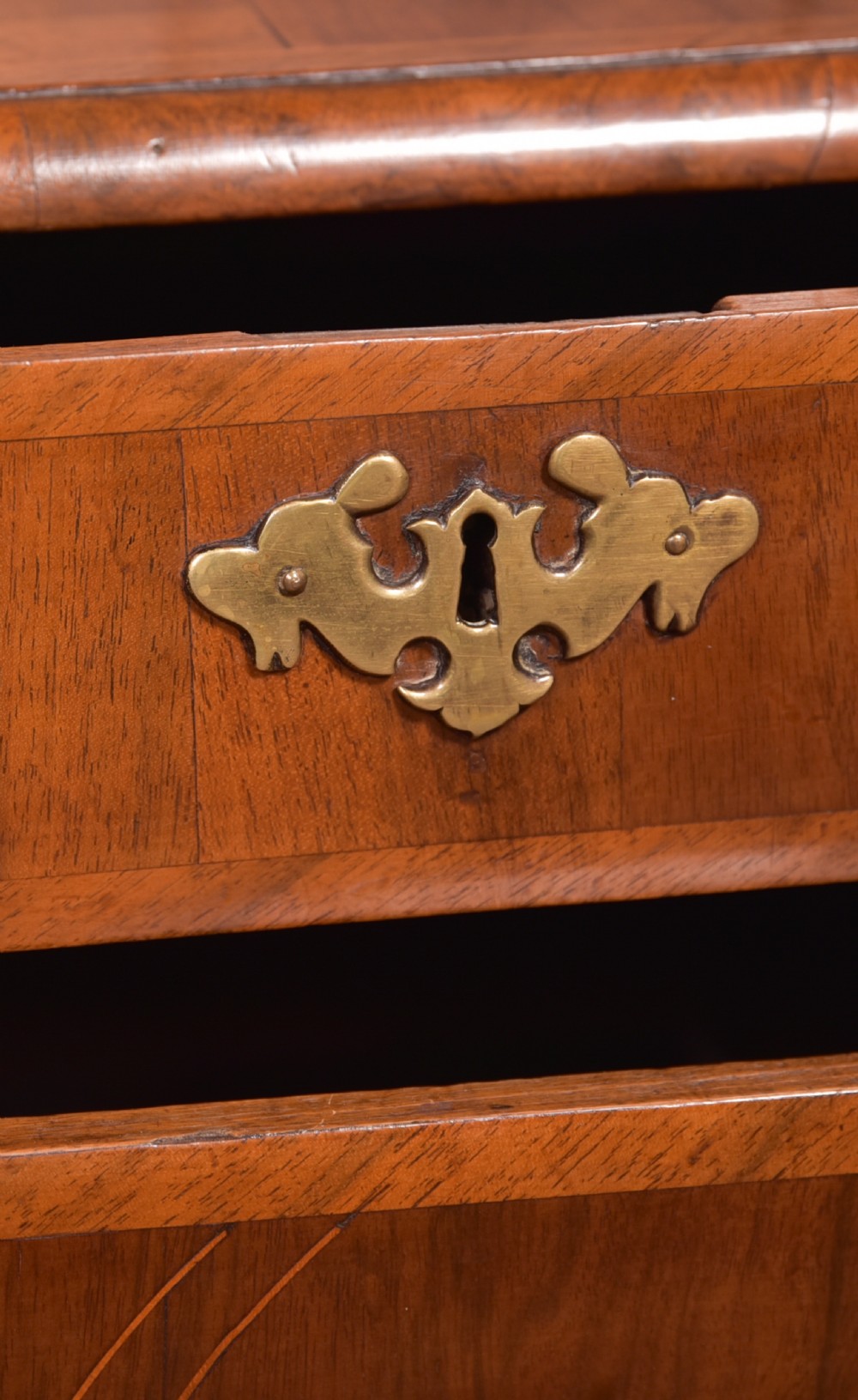 William and Mary Chest of Drawers View XIII