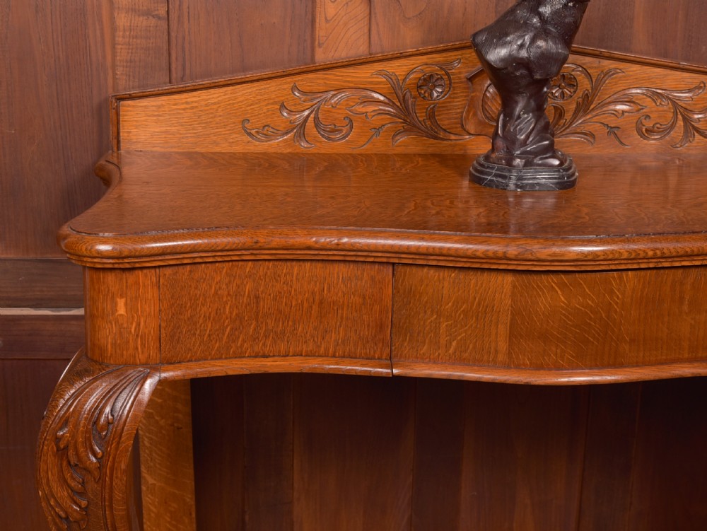 Victorian Console Table View III