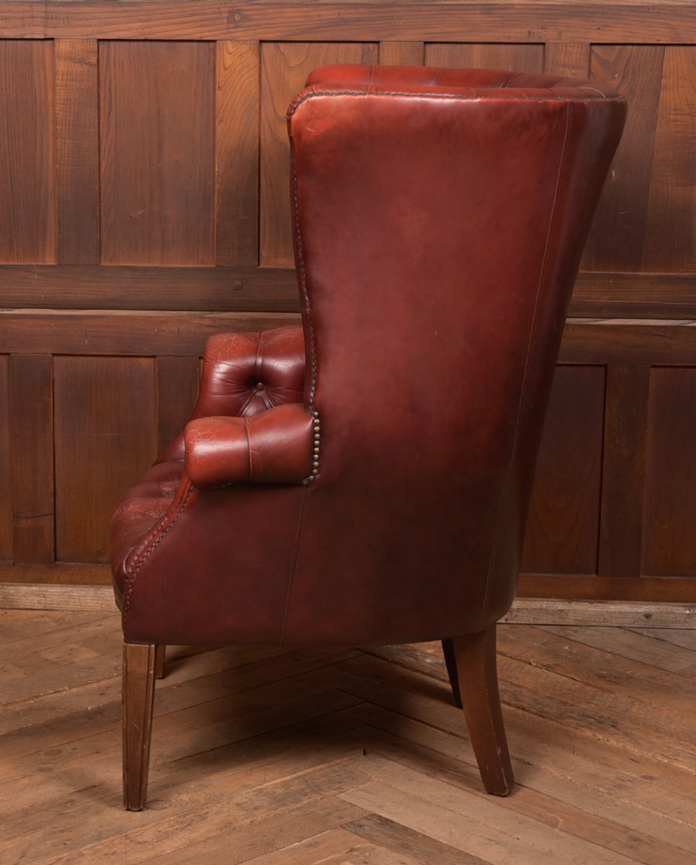 Chesterfield Leather Armchair View XI