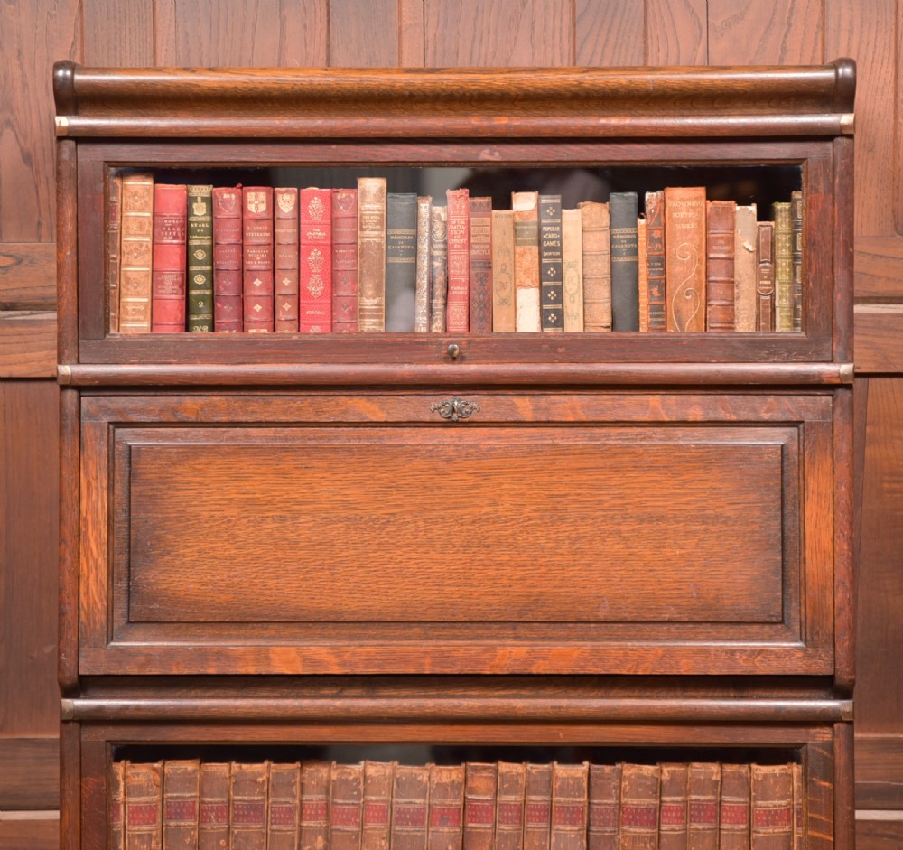 Globe Wernicke Sectional bureau bookcase View XII