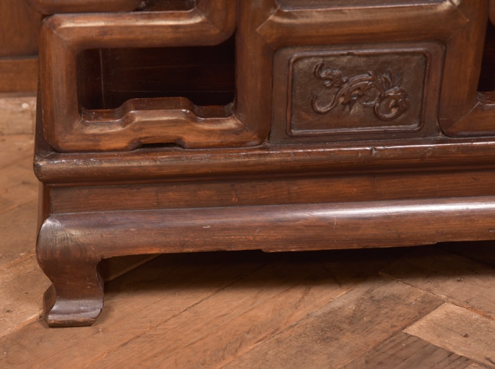 Oriental Vase Stand View IV