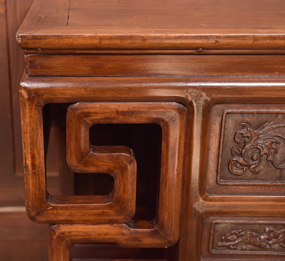 Oriental Vase Stand View XII