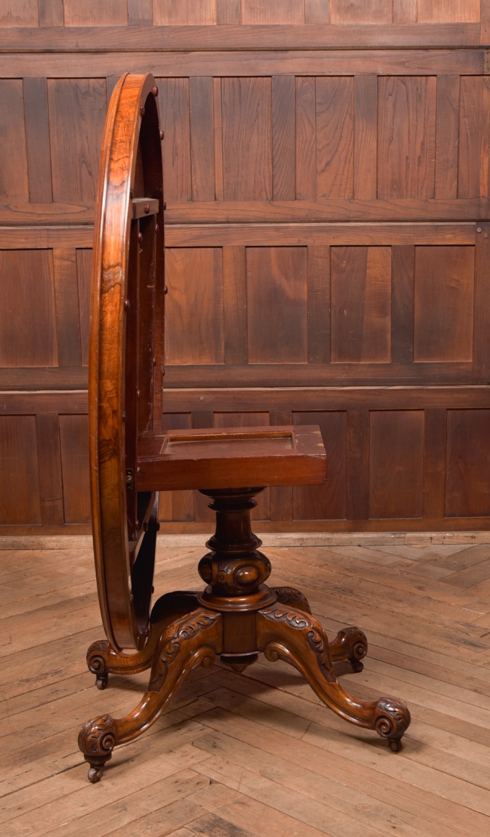 Victorian Snap Top /Loo table View VI