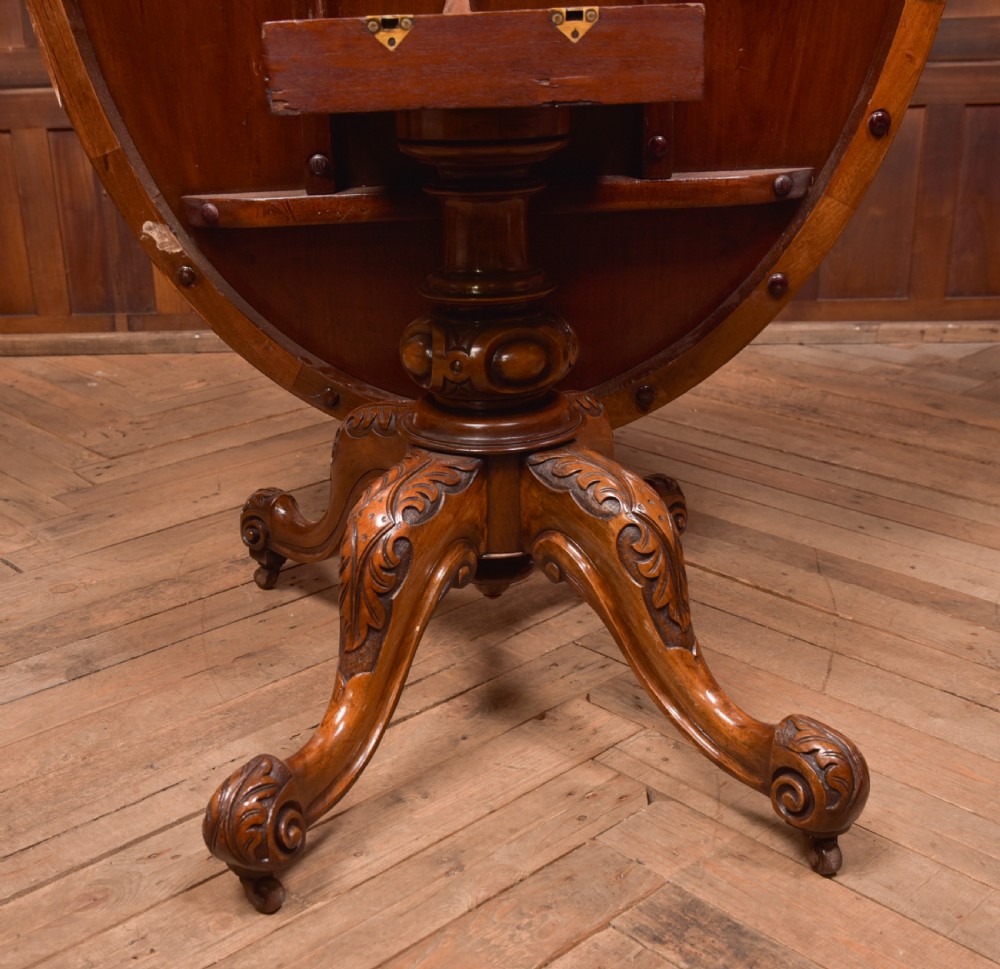 Victorian Snap Top /Loo table View XII