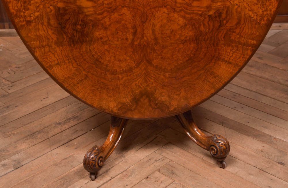Victorian Snap Top /Loo table View XIII