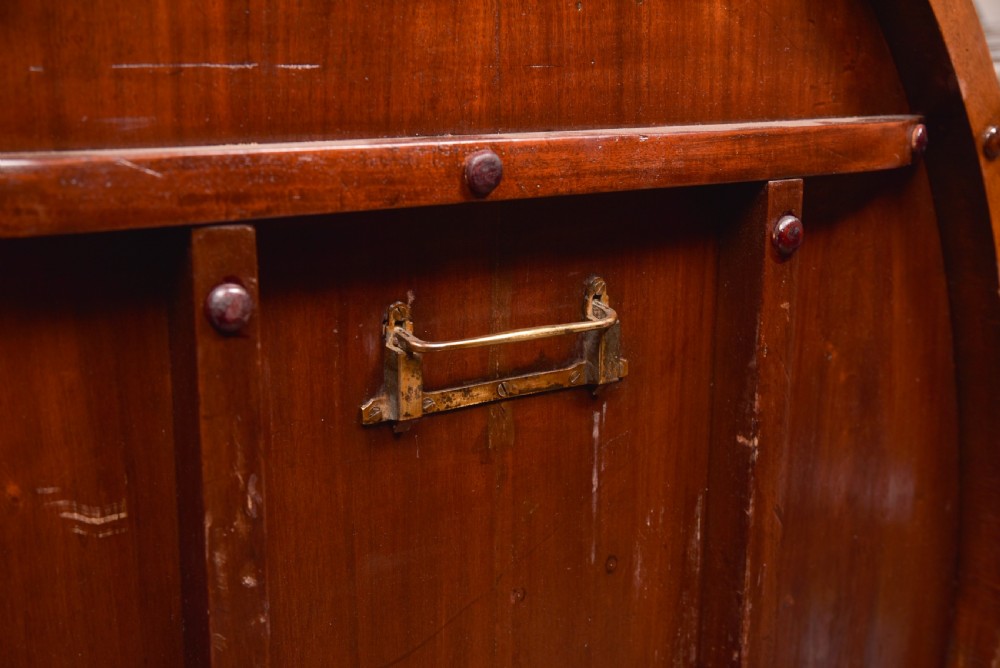 Victorian Snap Top /Loo table View XXII