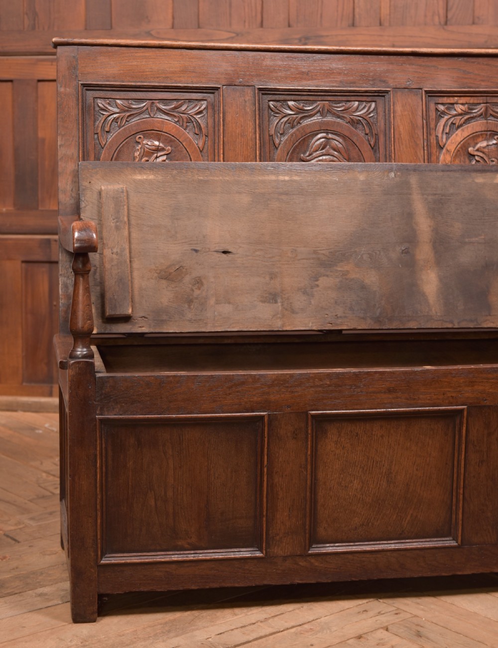 Victorian Carved Oak Settle View VII