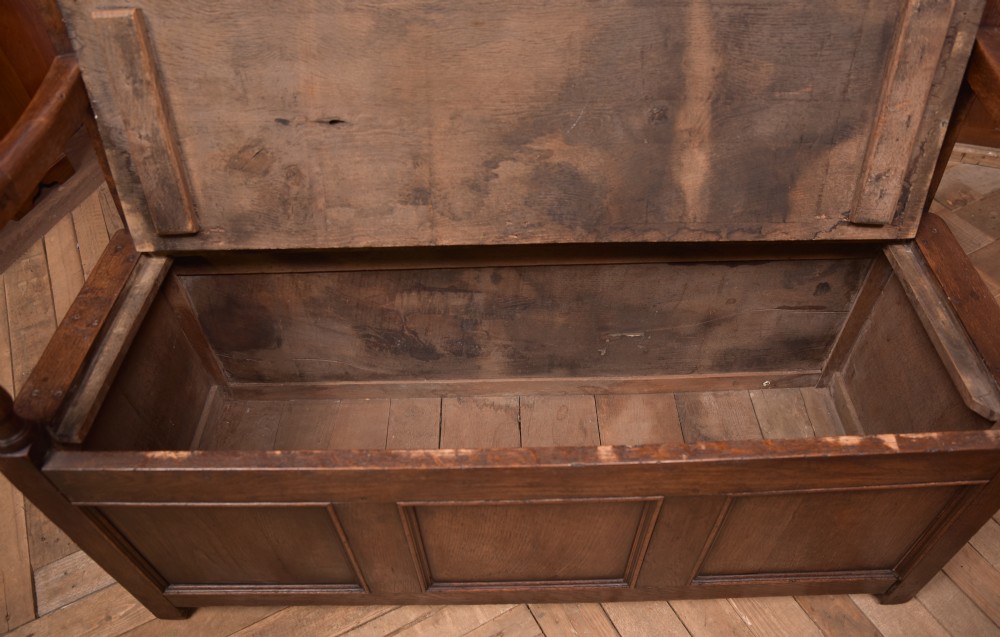 Victorian Carved Oak Settle View IX