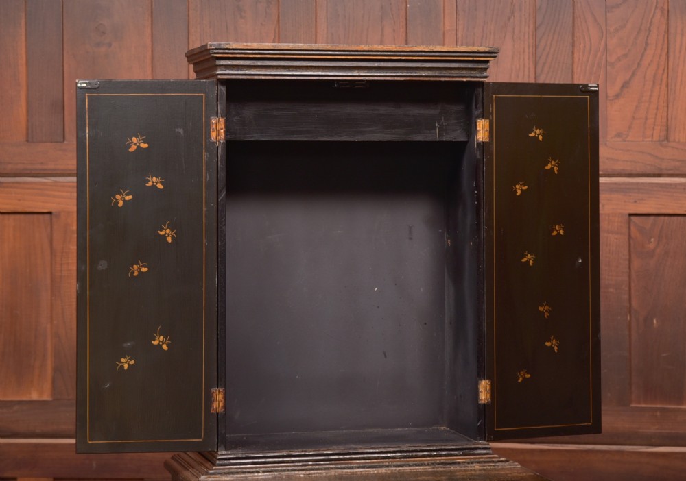 Edwardian Chinoiserie Cabinet View X