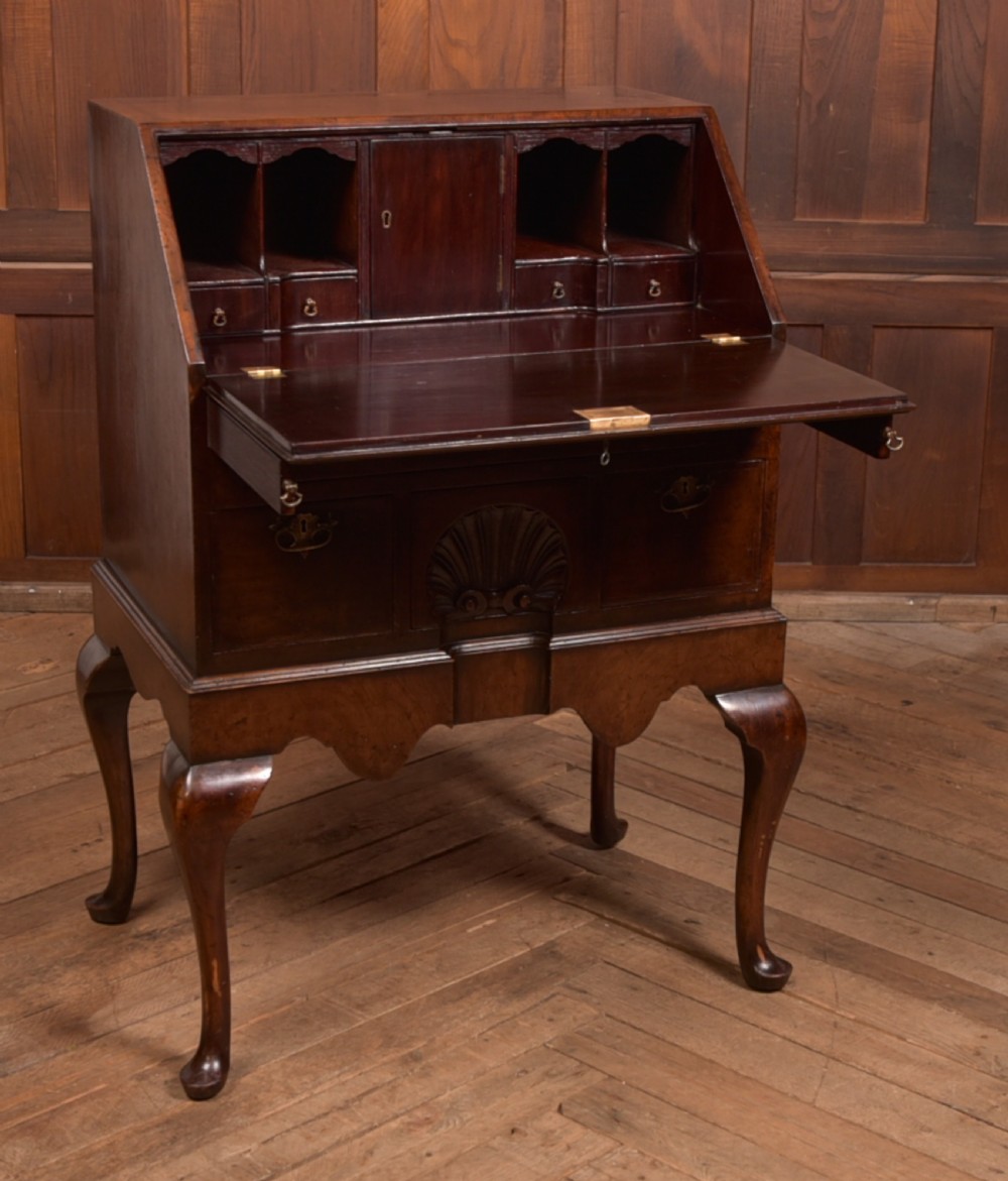 Edwardian Walnut Ladies Writing Bureau View XIII
