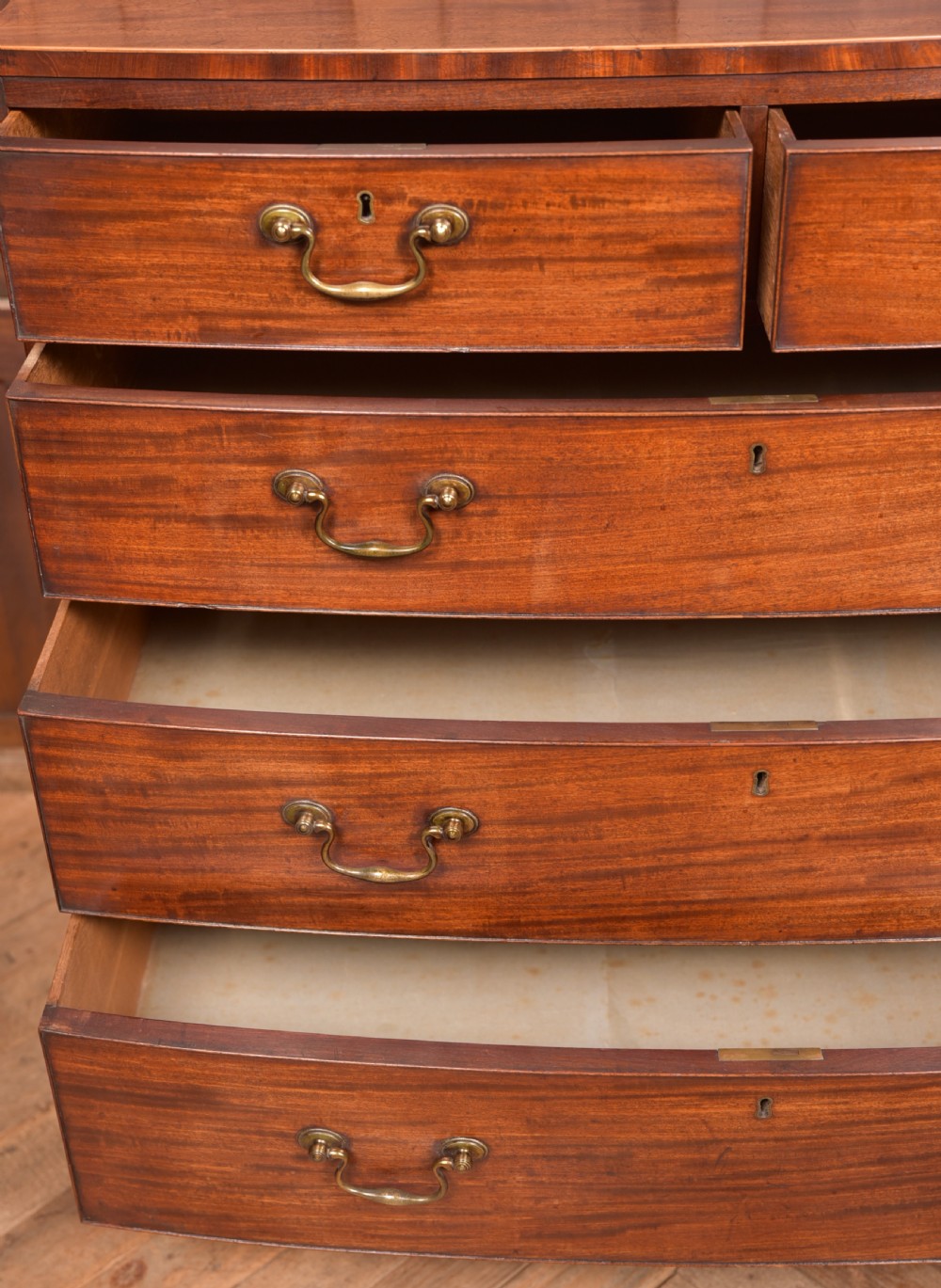 Georgian Mahogany Bowfront Chest of Drawers View VII
