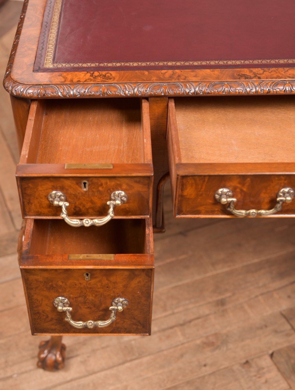 Edwardian Burr Walnut writing desk View XII