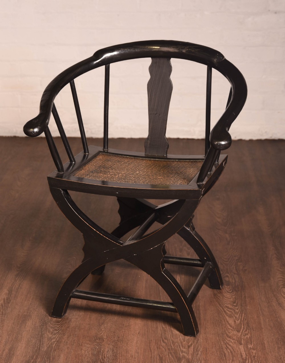 Chinese black lacquered arm chair 