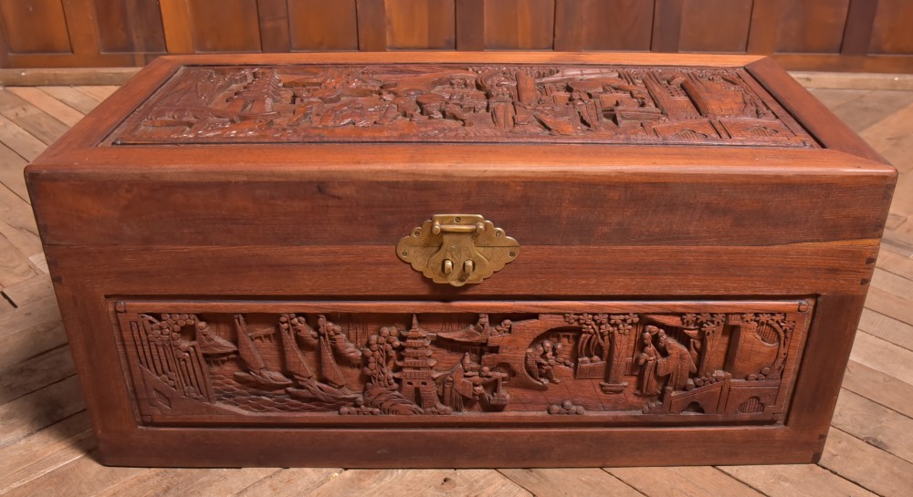 Chinese Camphor Wood Blanket / Storage Box View VI
