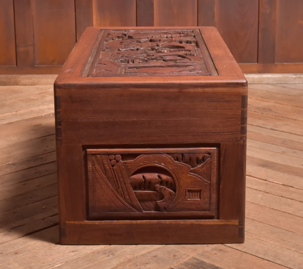 Chinese Camphor Wood Blanket / Storage Box View XI