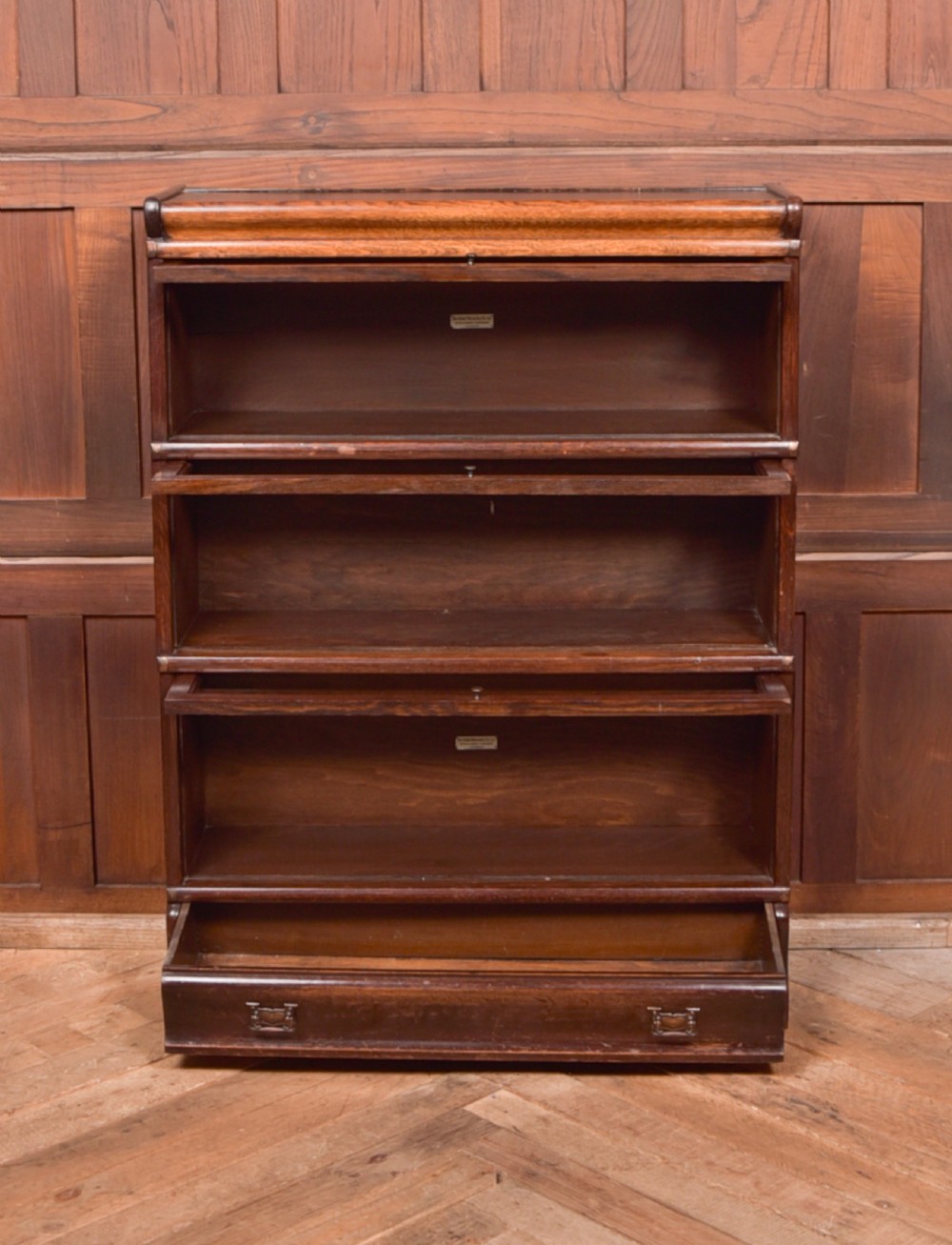 3 Sectional Globe Wernicke oak bookcase View VI