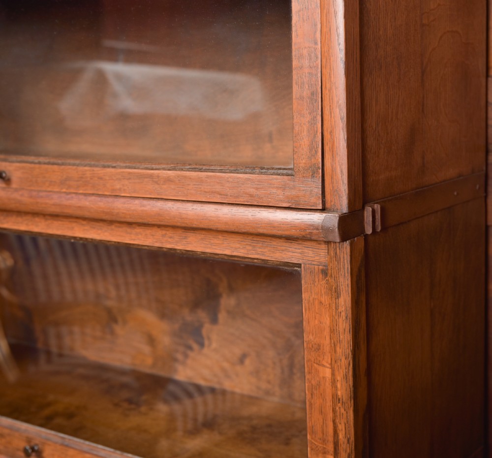 Globe Wernicke Oak 6 Sectional Bookcase View VII