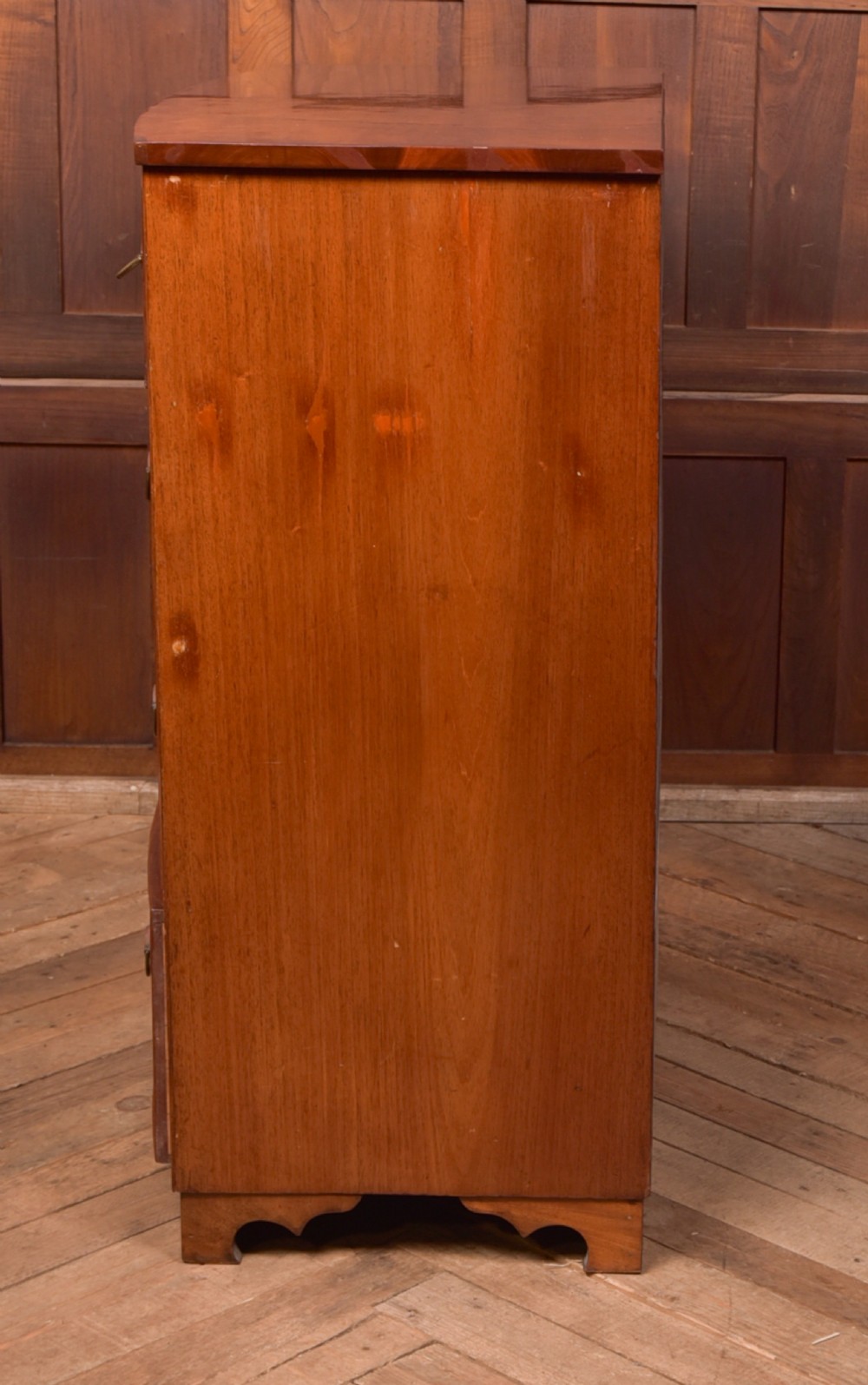 Mahogany 2 over 3 Bow Front Chest of Drawers View VI