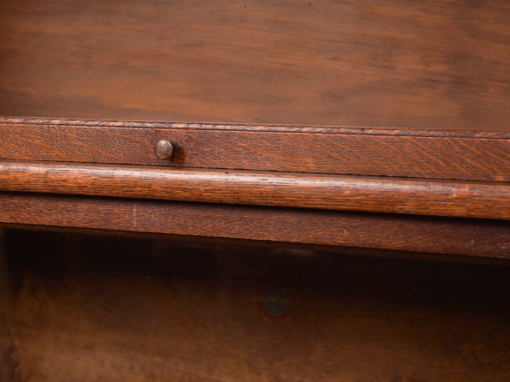 Globe Wernicke Oak 5 Sectional Bookcase View XII
