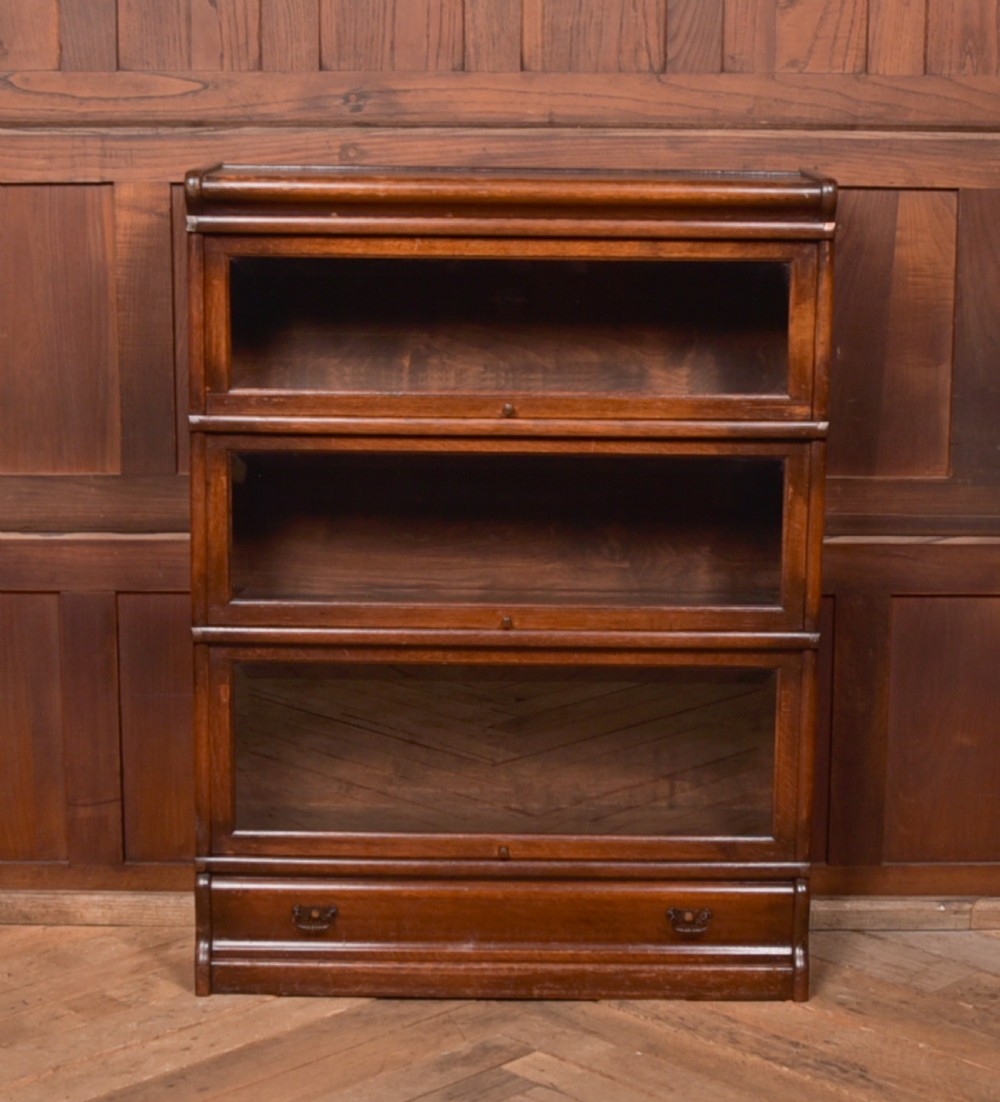 Globe Wernicke 3 sectional bookcase View II