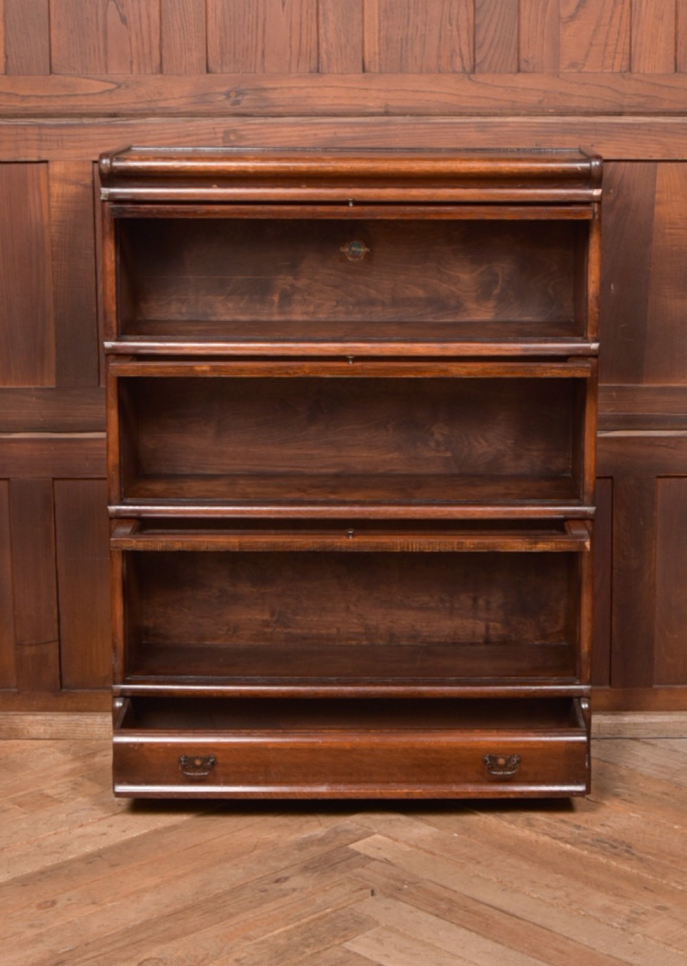 Globe Wernicke 3 sectional bookcase View IX