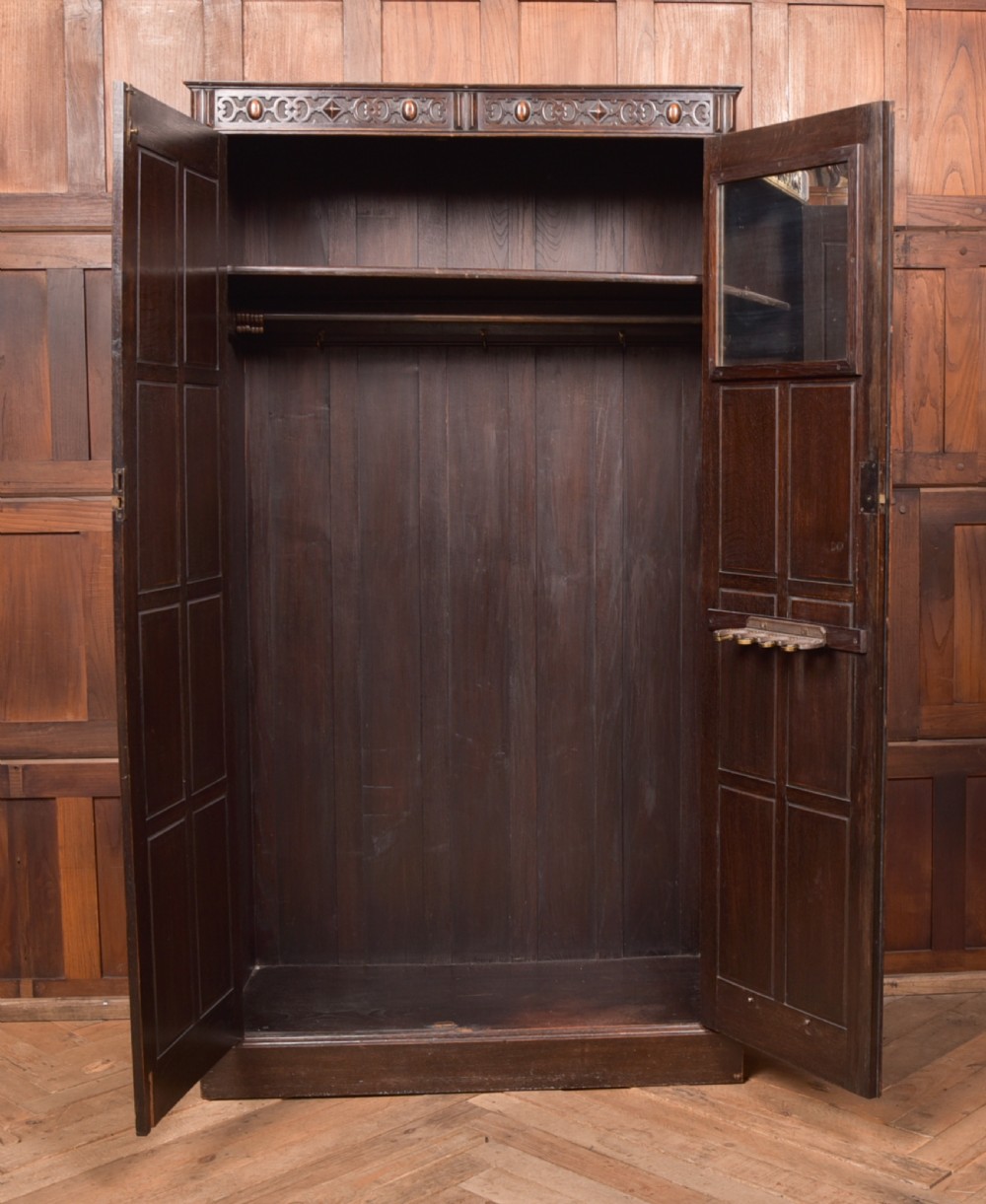 Oak Hall Robe View IX