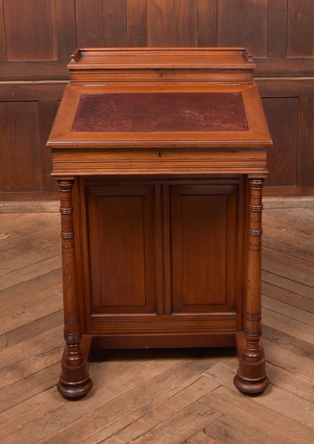  John Taylor & Son of Edinburgh Walnut Davenport View VII