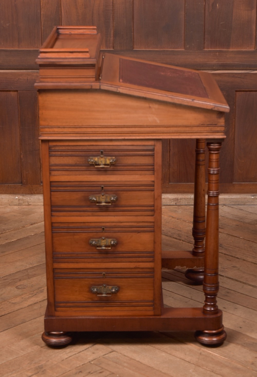  John Taylor & Son of Edinburgh Walnut Davenport View XV