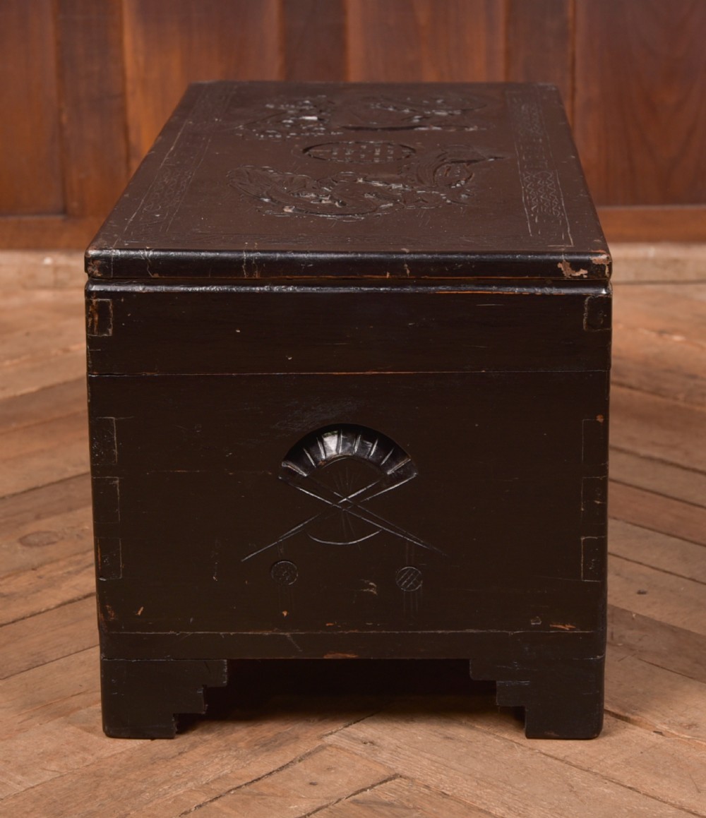 Chinese Camphor Wood Storage Box View VI
