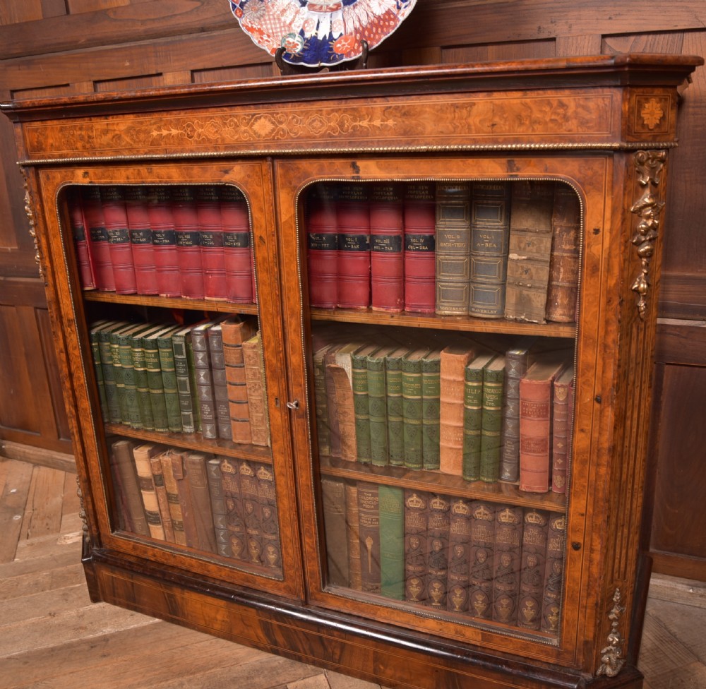 Victorian Walnut Bookcase / Display Cabinet View VIII