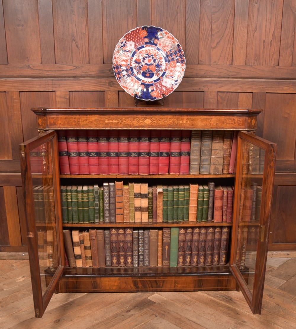 Victorian Walnut Bookcase / Display Cabinet View IX