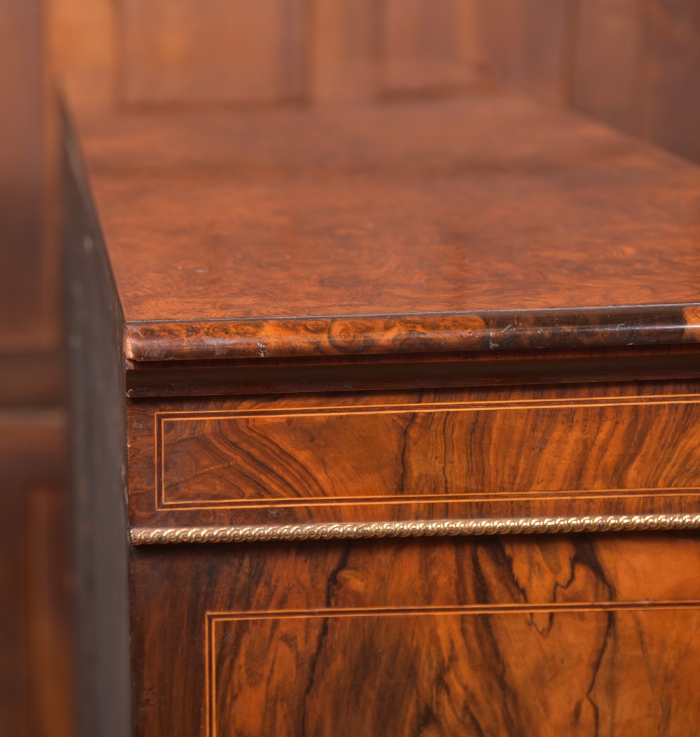Victorian Walnut Bookcase / Display Cabinet View XVII