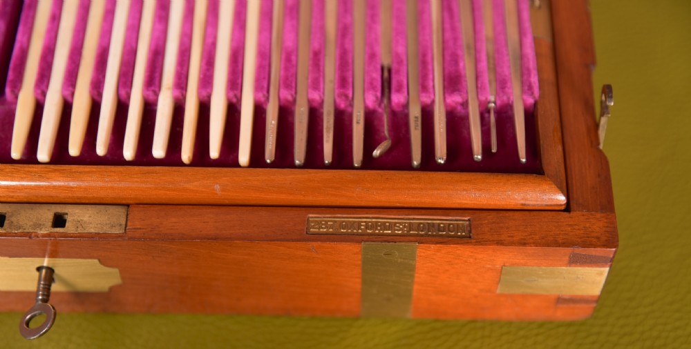  John Weiss & Son Dentist Set View VIII