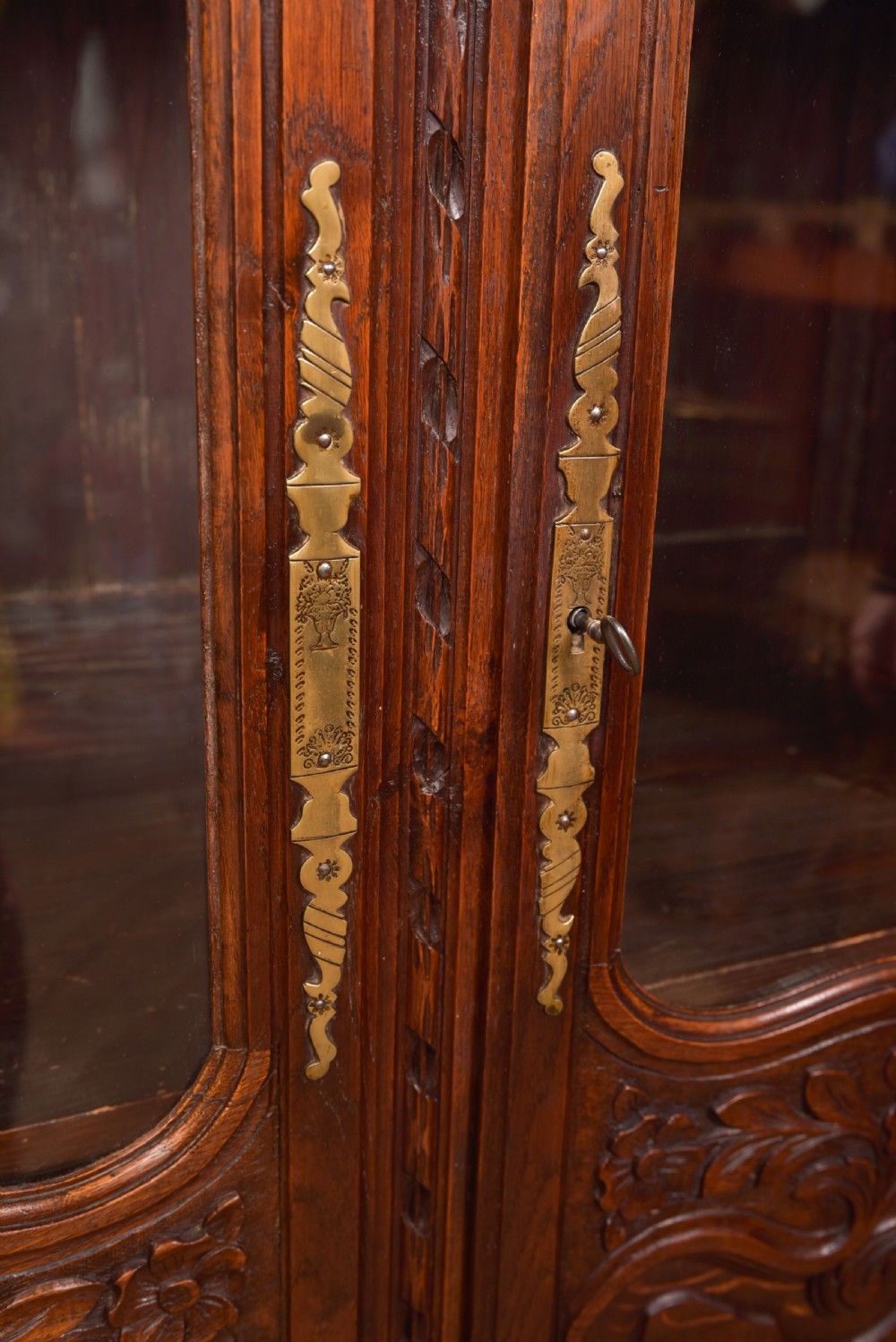 Victorian French Oak Armoire View XIV