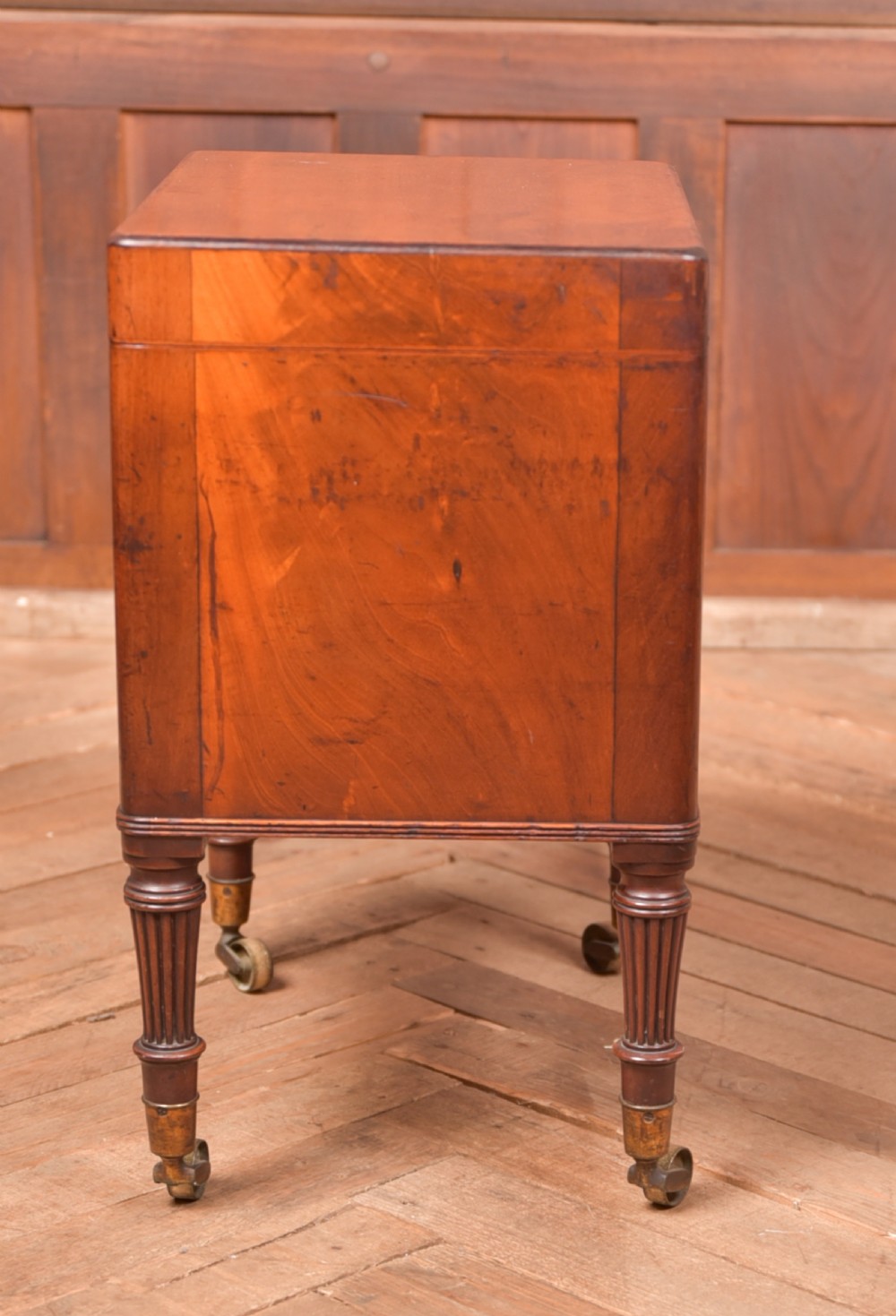 Victorian Mahogany Cellarette View VI