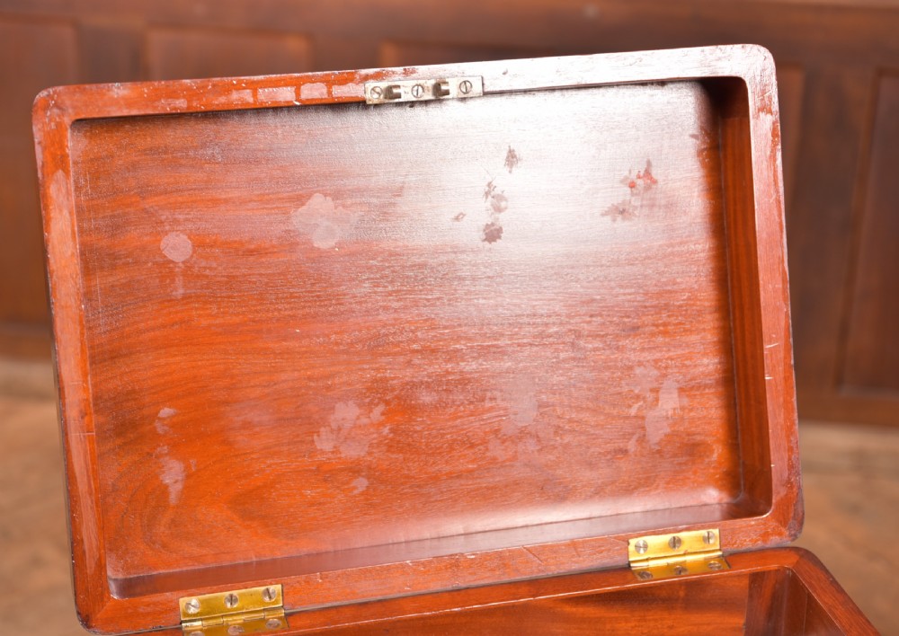 Victorian Mahogany Cellarette View XI